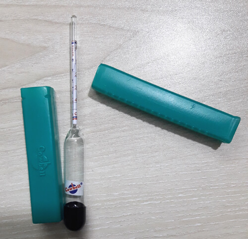 Cowbell-Lactometer-for-Mill-Purity-Testing-in-BD